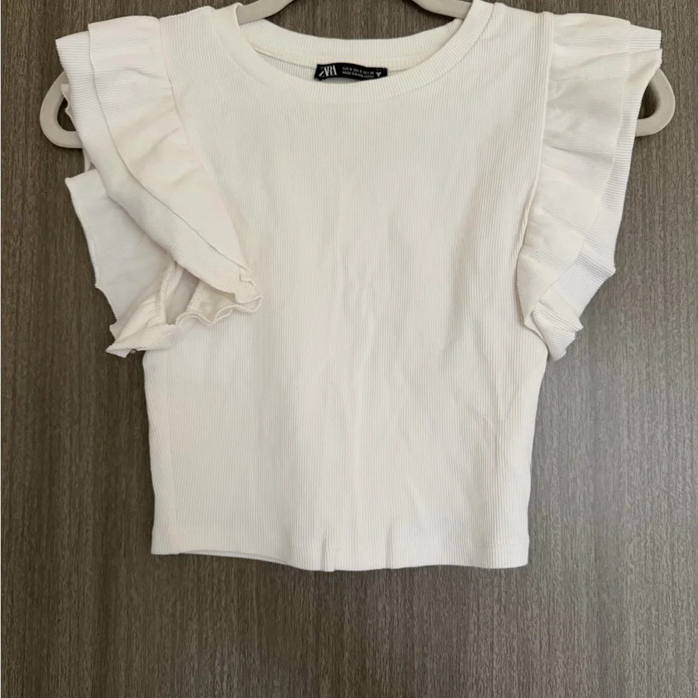 Zara Cream Ruffle Sleeve Ribbed Crop Top - Picture 1 of 2